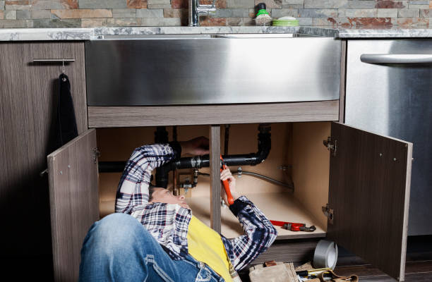 Best Emergency Plumber  in Tri City, OR